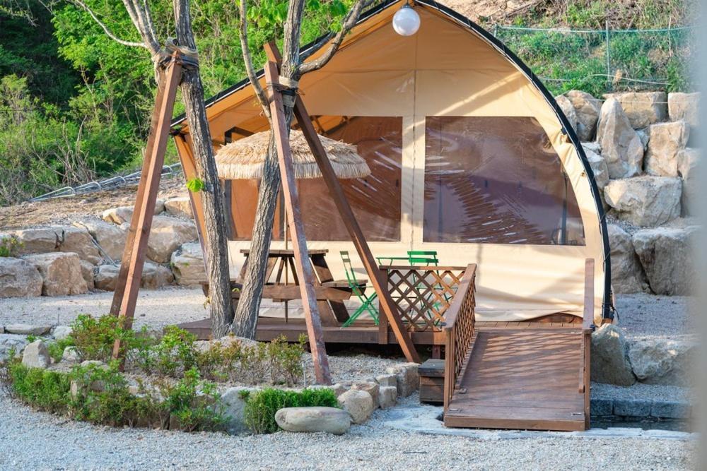 Hotel Inje Naerincheon Glamping Pokoj fotografie