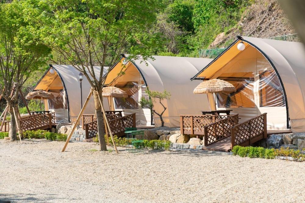 Hotel Inje Naerincheon Glamping Pokoj fotografie