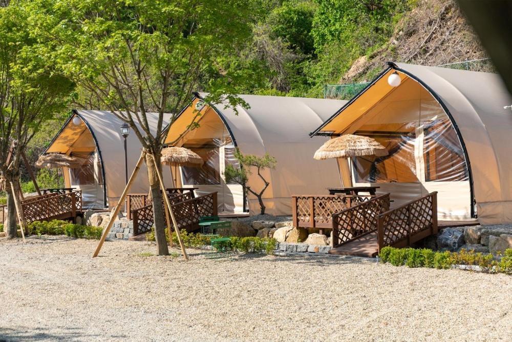 Hotel Inje Naerincheon Glamping Exteriér fotografie